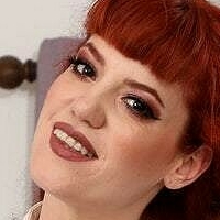 Zoe Blake Nude